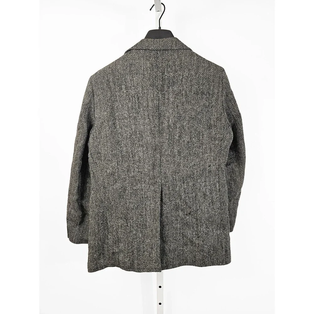 Vintage Alexanders Wide World of Fashion 40R Gray Harris Tweed Distressed Blazer